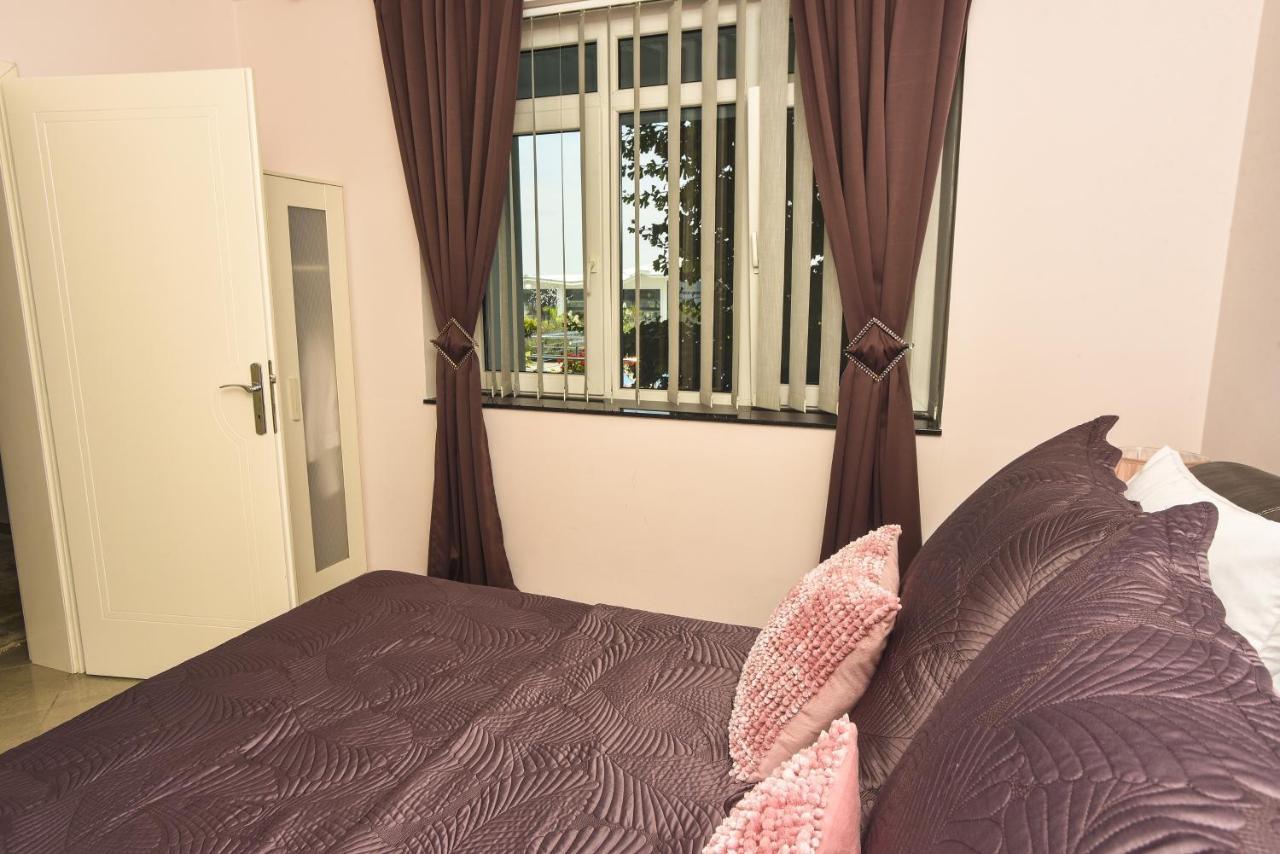 Apartments Villa Graf Smederevo Eksteriør billede