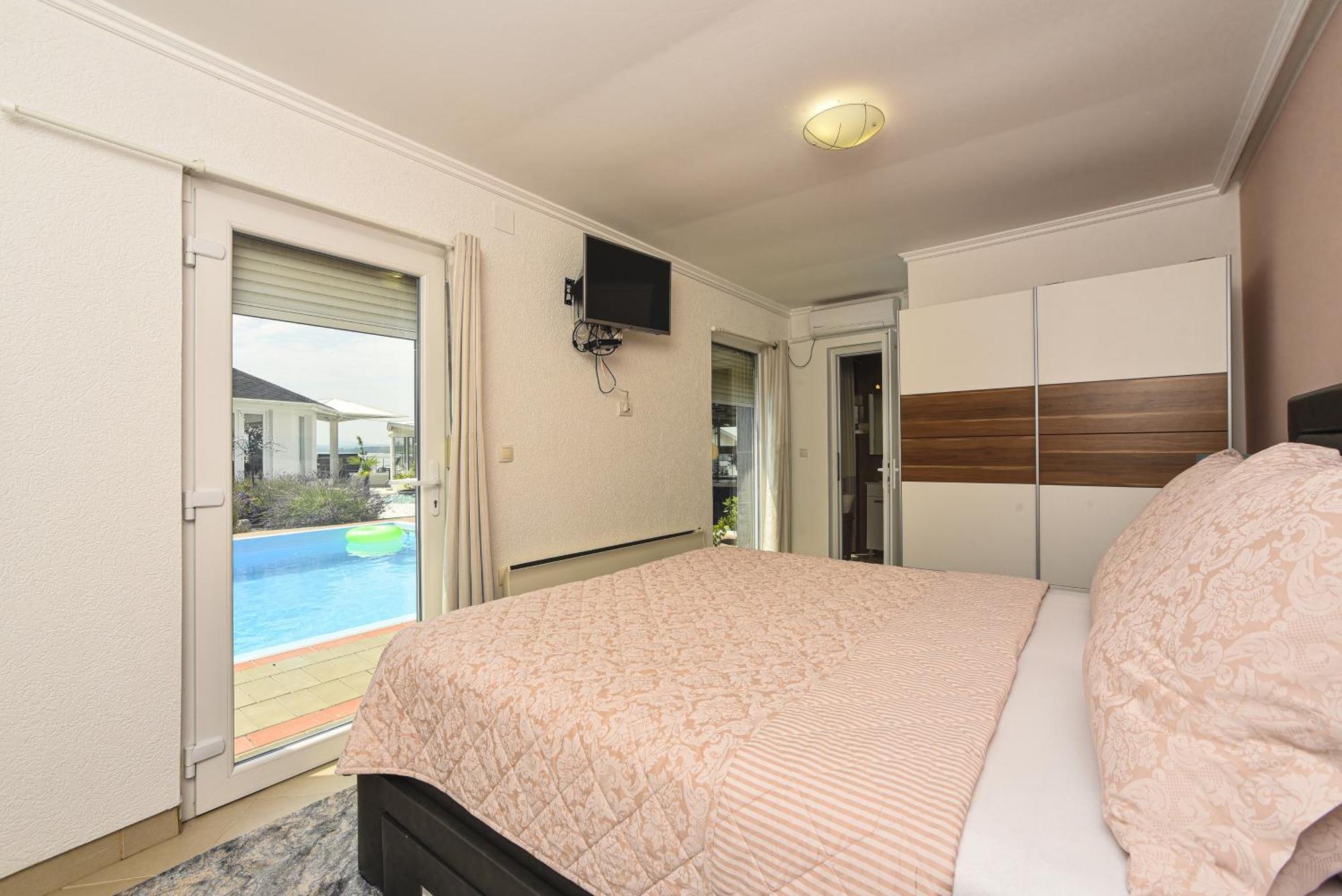 Apartments Villa Graf Smederevo Eksteriør billede